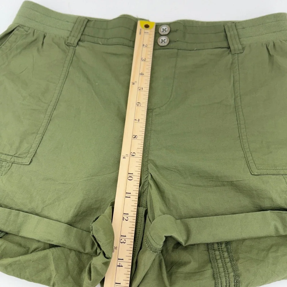 Torrid Olivine Green Poplin Utility Shorts Womens 1X 14-16 NWT 43915511